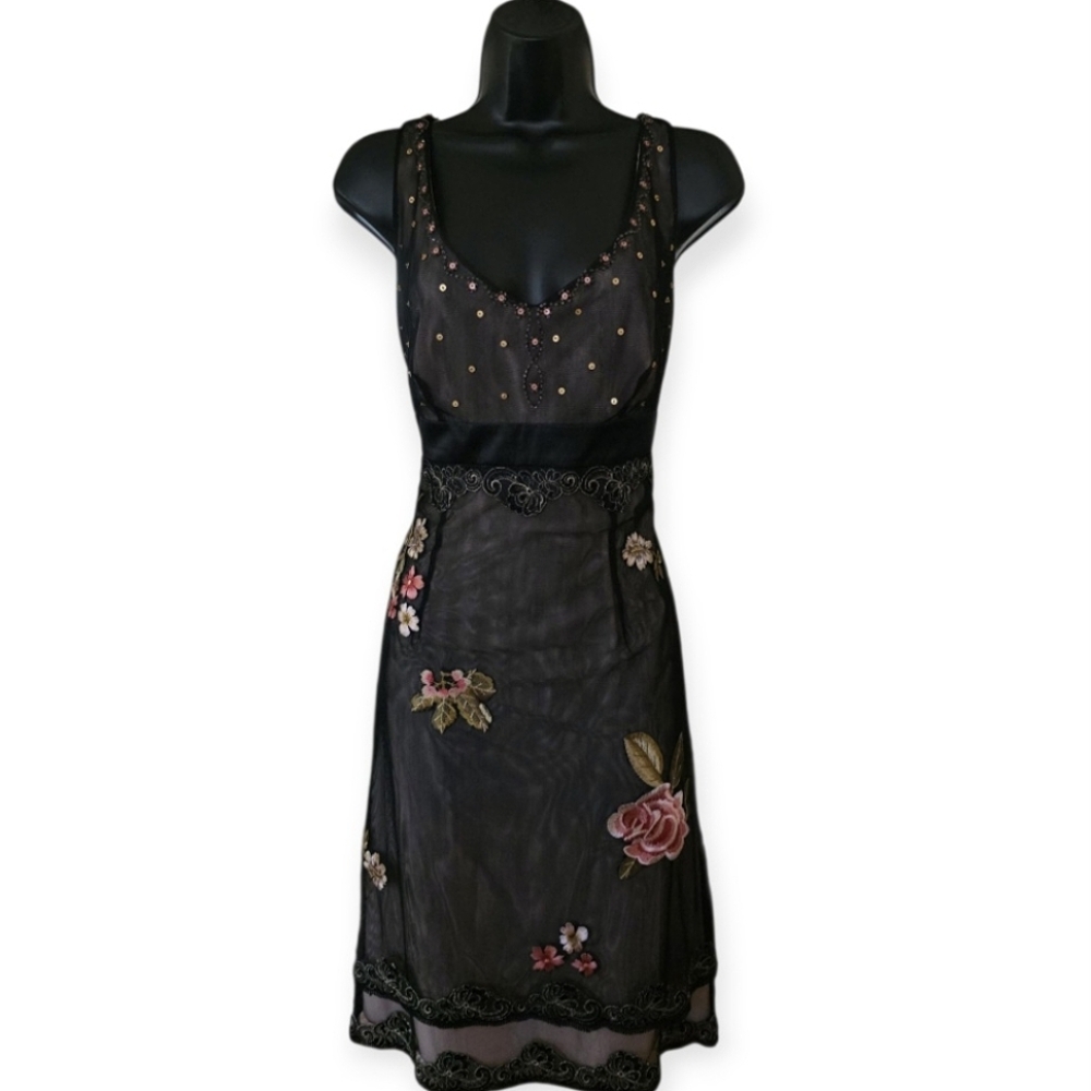 💚Adrianna Papell Chic Black Dress with Floral Embroidery☆
